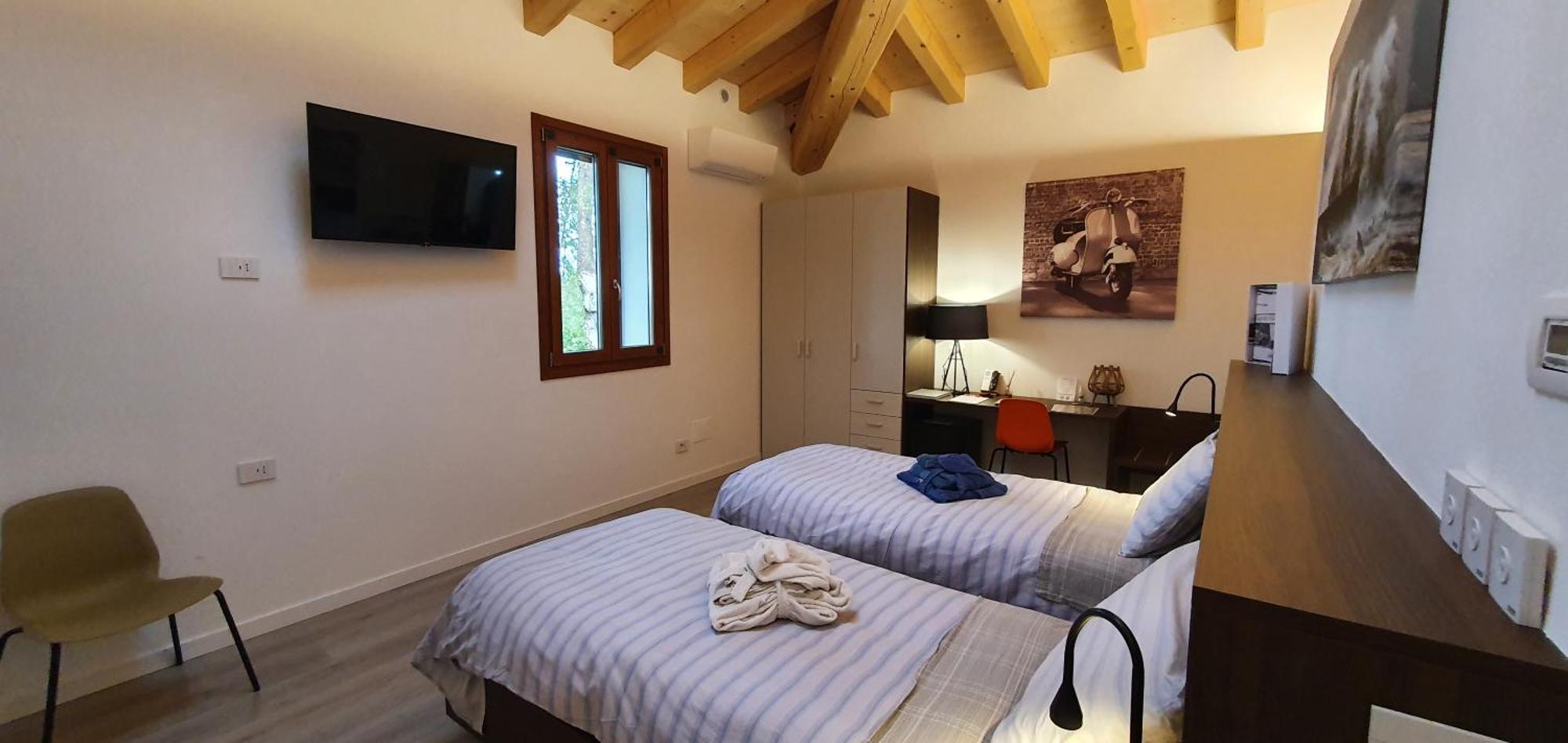 Bed and Breakfast Relais Des Roches Sona Zewnętrze zdjęcie
