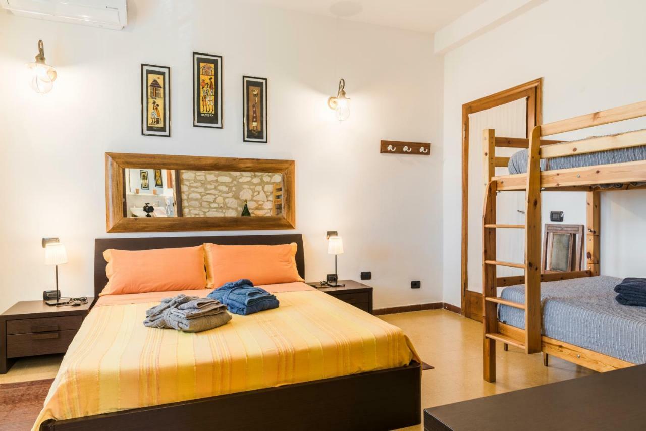 Bed and Breakfast Relais Des Roches Sona Zewnętrze zdjęcie